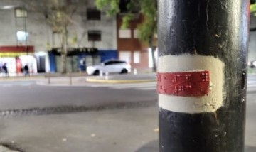 Alumnos de secundario de La Plata impulsaron una iniciativa inclusiva en braille
