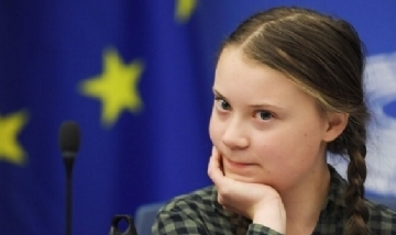 ¿Greta Thunberg tiene 120 años?