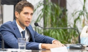 Santiago Passaglia recorrió obras en barrio California y aseguró que el plan de pavimentación ya alcanzó a más de 80 barrios