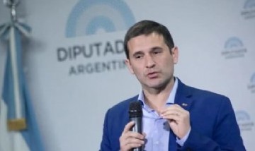 Pelli anticipó un hospital, pavimento total y soluciones al agua si llega a la intendencia de Yerba Buena