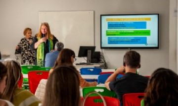 La Ciudad de Buenos Aires abrió la inscripción para los profesorados con becas para carreras estratégicas