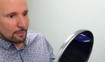 Un inglés se convirtió en la primera persona del mundo en recibir un ojo impreso en 3D