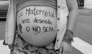 "No quiero tener hijos, ni ahora ni nunca": La maternidad cada vez más cuestionada por los jóvenes