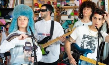 Un diseñador grabó en un casette el concierto de Catriel & Paco Amoroso para el Tiny Desk