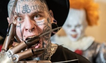 Así era el joven que tatuó el 80% de su cuerpo antes de la transformación