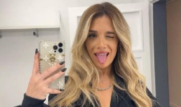 Camila Homs se sumó a la tendencia y sorprendió con un cambio de look
