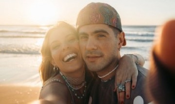 A pedido del público: Rombai, Fer Vazquez y Cami Raj lanzaron "Hasta El Amanecer"