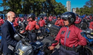 Rodríguez Larreta entregó 30 nuevas motos para reforzar la prevención y seguir combatiendo a los motochorros