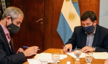 Ferraresi y Arroyo firmaron un acuerdo para capacitar a jóvenes en oficios