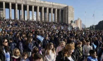 Se esperan 25 mil alumnos de todo el país para la jura en el Monumento a la Bandera