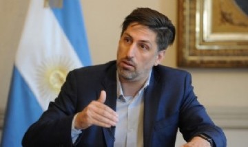 Trotta cuestionó a Milei por el clima en la sesión: "Se comportaba como un barrabrava"