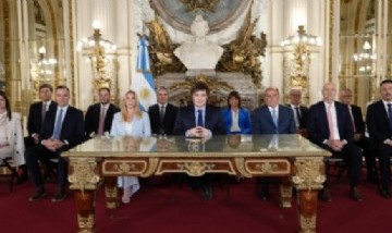 Javier Milei, por cadena nacional: "La recesión terminó y se vienen tiempos felices"