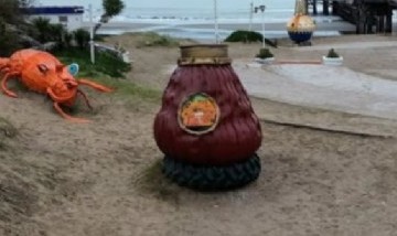Robaron la bombilla del mate gigante de Mar del Tuyú y dejaron dañada una de las postales de la ciudad