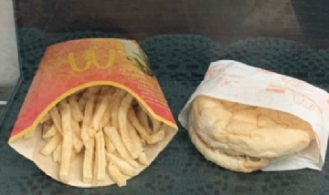 Un McDonald"s cerró hace 10 años y el último combo sigue intacto