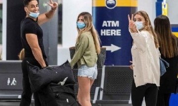 La generación del éxodo: Muchos jóvenes planean mudarse a otro país tras la pandemia