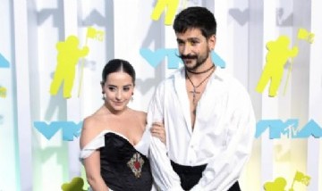 Camilo compartió foto con la que se enamoró de Evaluna Montaner hace 9 años