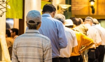 Quién pudiera: Un joven reveló cómo gana 200 dólares al día sin hacer nada