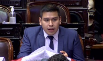Más de 250 universitarios, que simularon ser diputados por un día, debatieron sobre medio ambiente