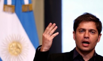 Axel Kicillof lanzó programa para que estudiantes tengan viaje de egresados gratis