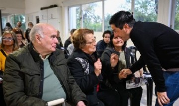 Malvinas Piano: el primer encuentro de pianistas locales emocionó al distrito y tuvo a Leo Nardini en primera fila