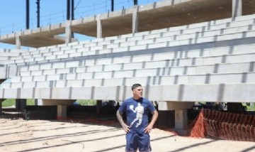 Brian Castaño recorrió el Polideportivo Lionel Messi y celebró su impacto para los jóvenes del distrito
