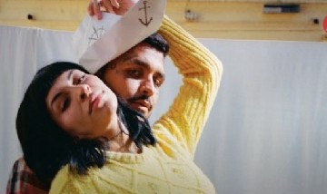 Cazzu y Christian Nodal copartieron una nueva foto de su bebé vistiendo Dior