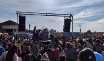 Festejos del día de la niñez en Carmen de Areco