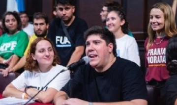 Joaquín Carvalho, nuevo presidente de la Federación Universitaria Argentina