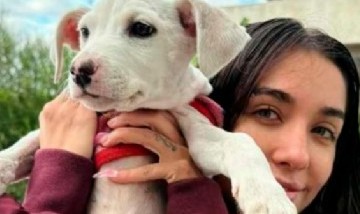 María Becerra rescató 6 perros de las inundaciones en Zarate y los dará en adopción