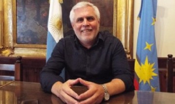 El ex intendente que deja su distrito para desembarcar en el Instituto de Lotería y Casinos