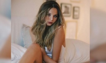 Juanita Tinelli impactó a todo su fandom con un pantalón con aberturas y cadenas
