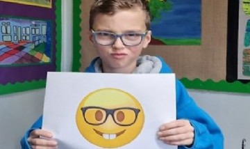 Un nene de 10 años le pidió a Apple que cambie el "Nerd Emoji" por ser "ofensivo"