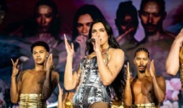 Dua Lipa deslumbró en River con dos shows históricos y emocionó al público con homenajes al rock nacional