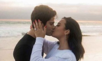 Demi Lovato anunció que se comprometió con su pareja en un tierno posteo de Instagram