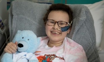 Una nena de 13 años con leucemia se recupera tras ser tratada con células editadas genéticamente