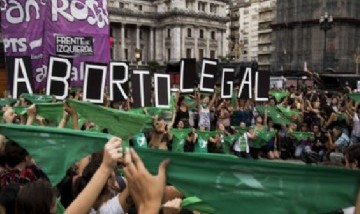 Pañuelazo virtual para continuar la lucha por el reclamo a la legalización del aborto
