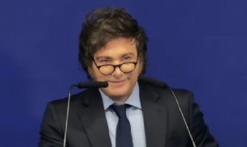 Javier Milei volvió a insistir en que "la recesión se terminó" y pidió apoyo del sector privado