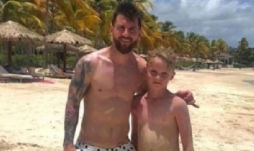 El niño que compartió vacaciones con Messi