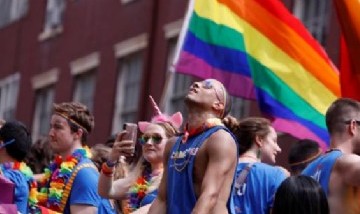 Los mensajes de los famosos para conmemorar el "Día Internacional del Orgullo LGBT+"
