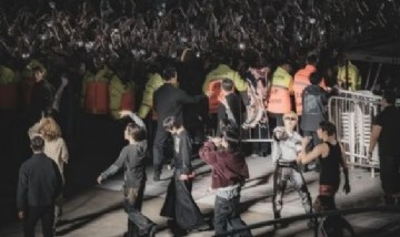 BTS debutó en Argentina con un estadio colmado, camisetas de la Selección y una promesa de volver