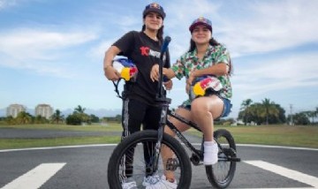 Gemelas Villegas, las riders más importantes de Red Bull triunfaron en el Fise Montpellier