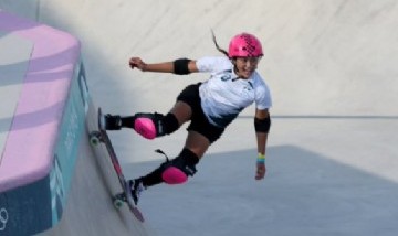 Arisa Trew se consagró campeona olímpica en skate con apenas 14 años