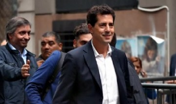 "Wado" de Pedro lanzó un spot en el que se muestra como candidato a Presidente
