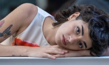 Zoe Gotusso se toma un tiempo antes de lanzar su segundo álbum: "Estoy angustiada"