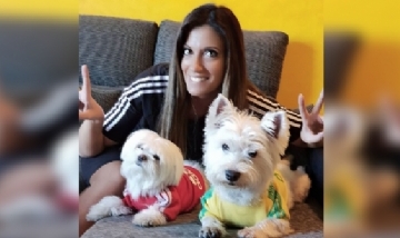 Silvia y sus dos amores desde Madrid, España.