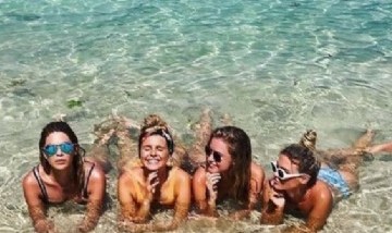 Amelia y amigas en las playas de Cancún
