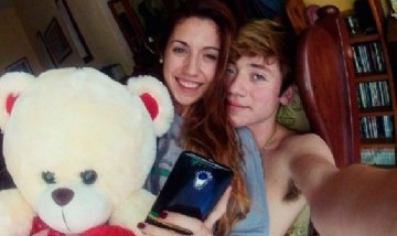 La novia de Paulo Londra charló con los medios y reveló como es su vida de padres
