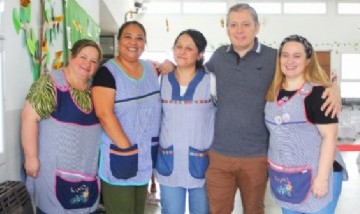 Esteban Echeverría: Fernando Gray visitó el Jardín de Infantes N° 937 de Monte Grande