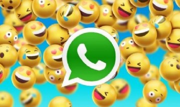 Le hizo creer a su mamá que WhatsApp le cobraba por enviar emojis y se hizo viral
