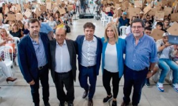 Axel Kicillof presentó el programa Conectar Igualdad Bonaerense de entrega de netbooks